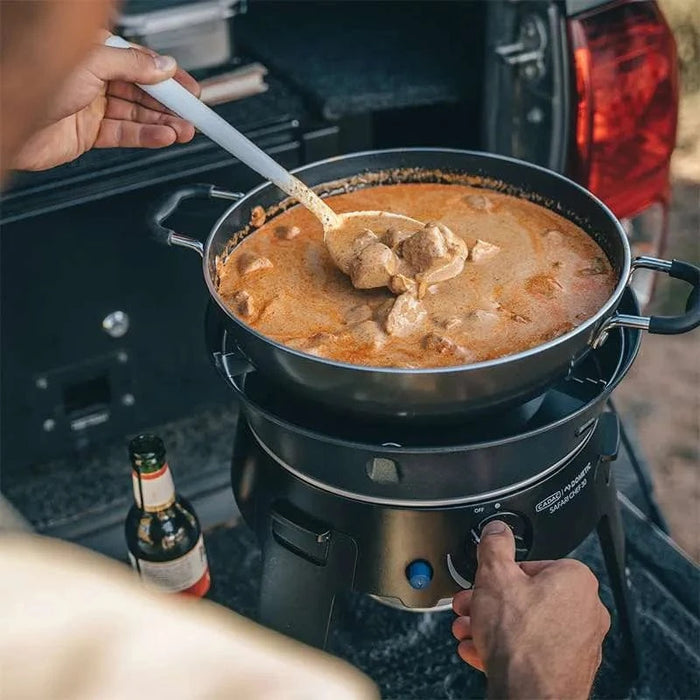 Cadac Safari Chef 30 LP Deluxe QR - LPG Camping BBQ - lifestyle image