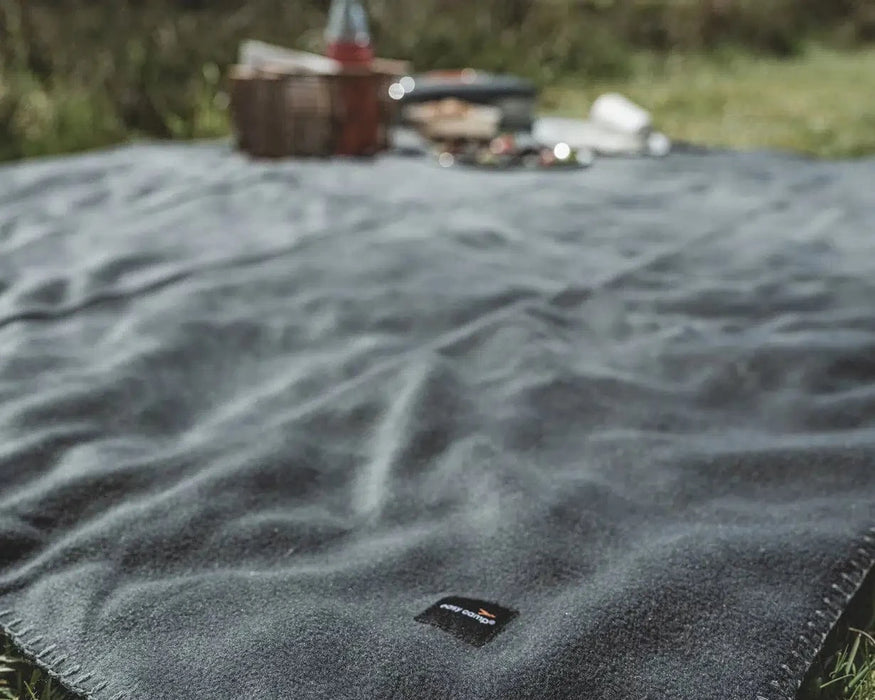 Easy Camp Heather Fleece Blanket - 170 x 130 cm - close-up of material with Easy Camp logo