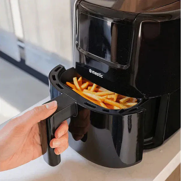 Mestic MA-300 2L Air Fryer - lifestyle image