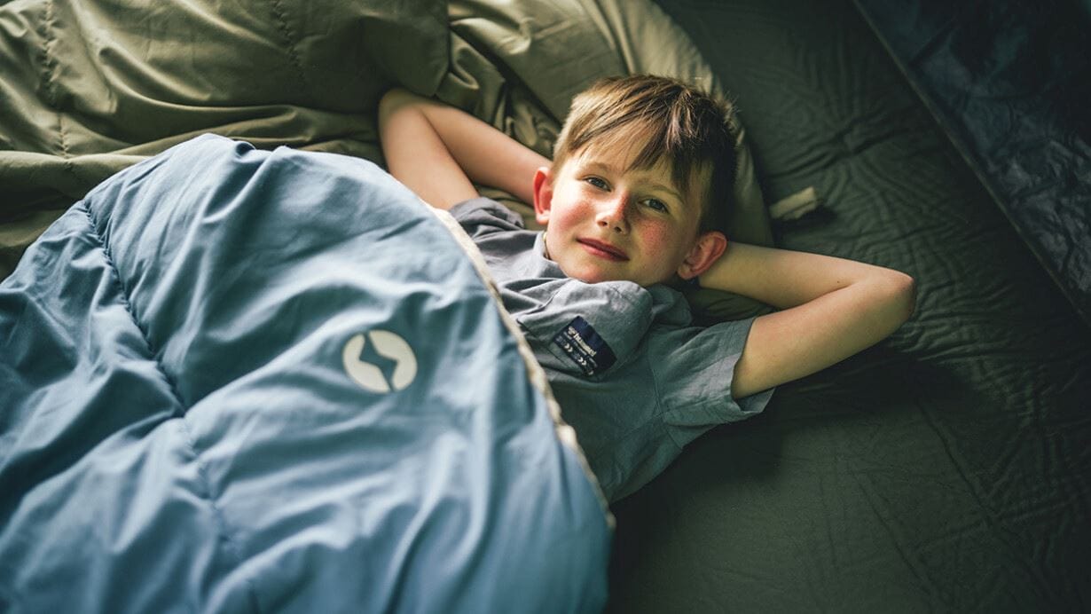 Outwell Celestial Lux Double Sleeping Bag - lifestyle image