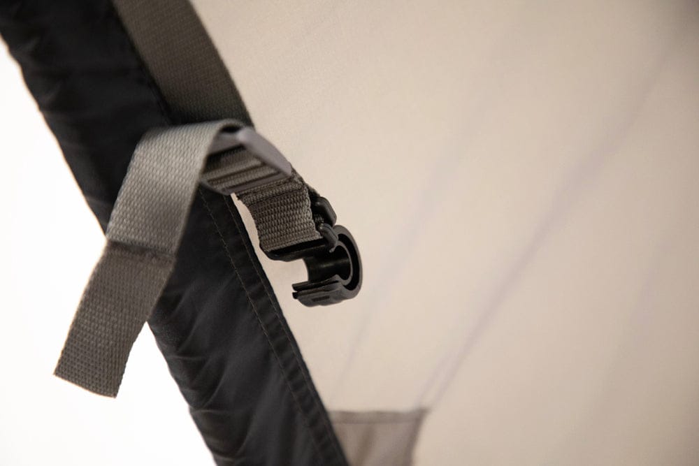 Vango Family Windbreak Camping Shelter - product image, close-up of clip