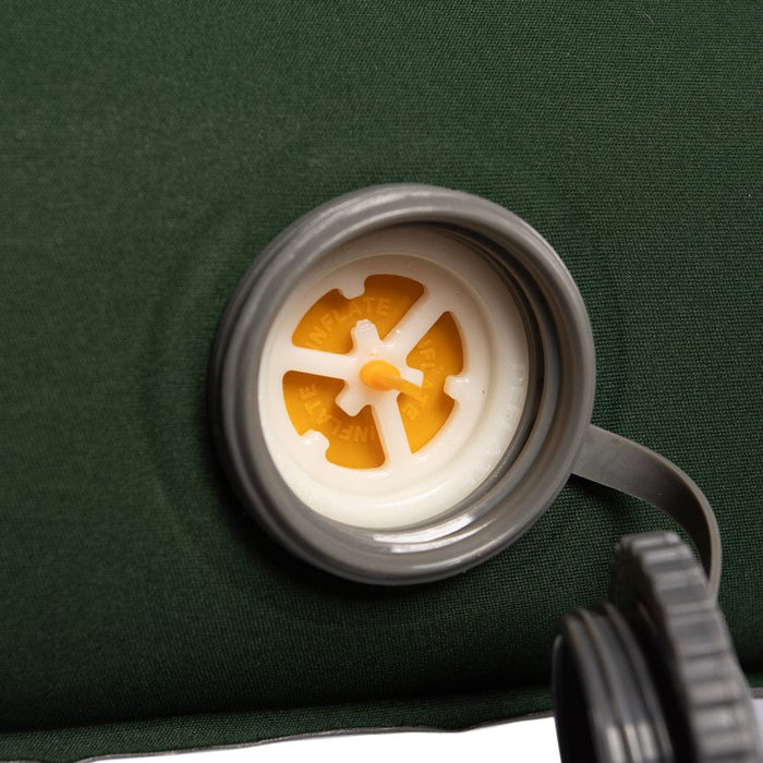 Vango Shangri-La Lux 12 Double Luxury Camping Mattress - product image, showing close-up of inflation valve