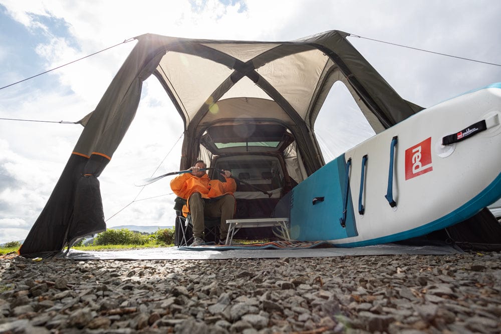 Vango Tailgate AirHub II Low Drive Away Awning - lifestyle image